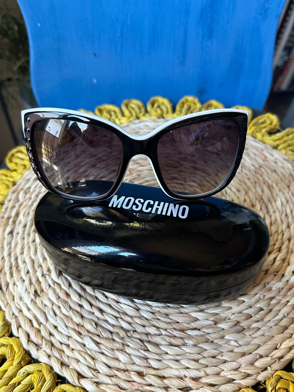 Moschino Black and White Cat-Eye Sunglasses with Stud Accents + case $80 ❤️